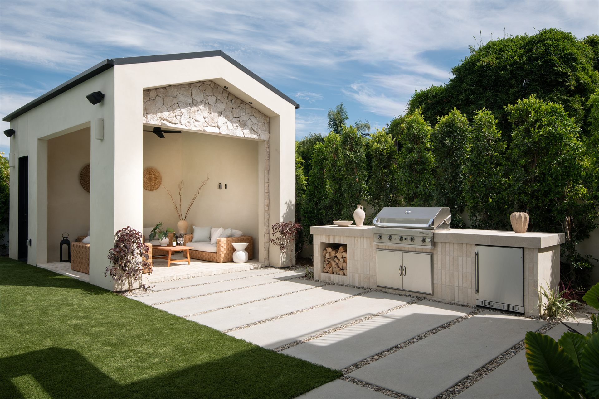 Custom Fire Pits & BBQs